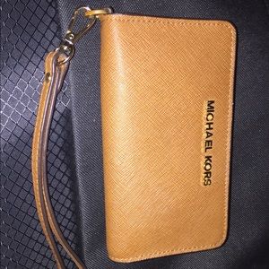 Michael Kors Leather Phone case wallet